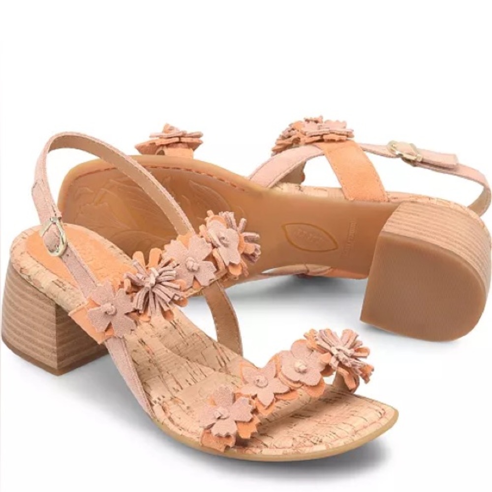 NWT Born Springs Square Toe Sandals Sz 6 Light Orange Albicocca, Salmon